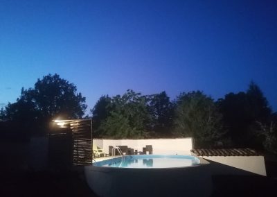 piscine-nuit-racines-de-lili