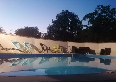 piscine-nuit-racines-de-lili
